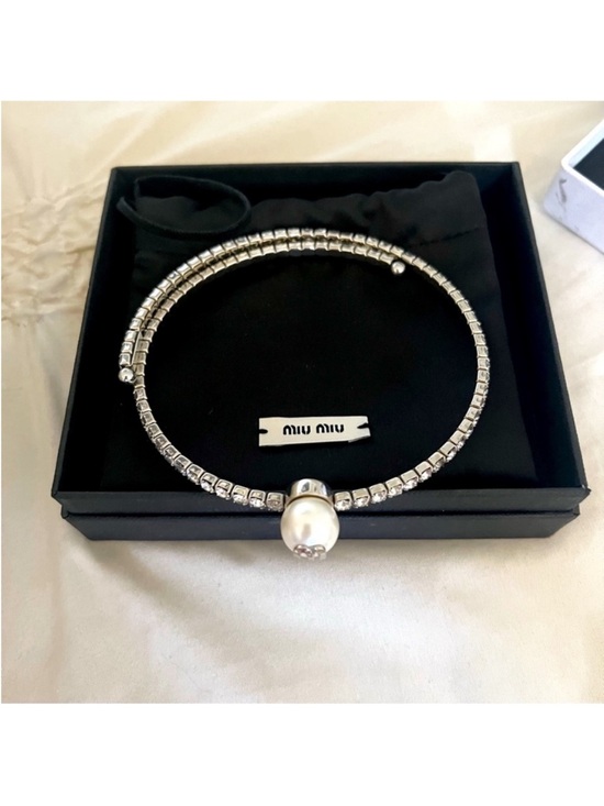Miu Miu Jewelry - Miu Miu Diamond Pearl
Choker